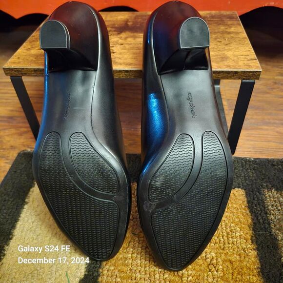 NWOT Size 10 Easy Street Comfort 2.5" Heel Superflex Soft Foot Bed Dressy Casual - Picture 6 of 6